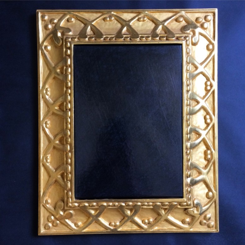 gilded frame handcarved